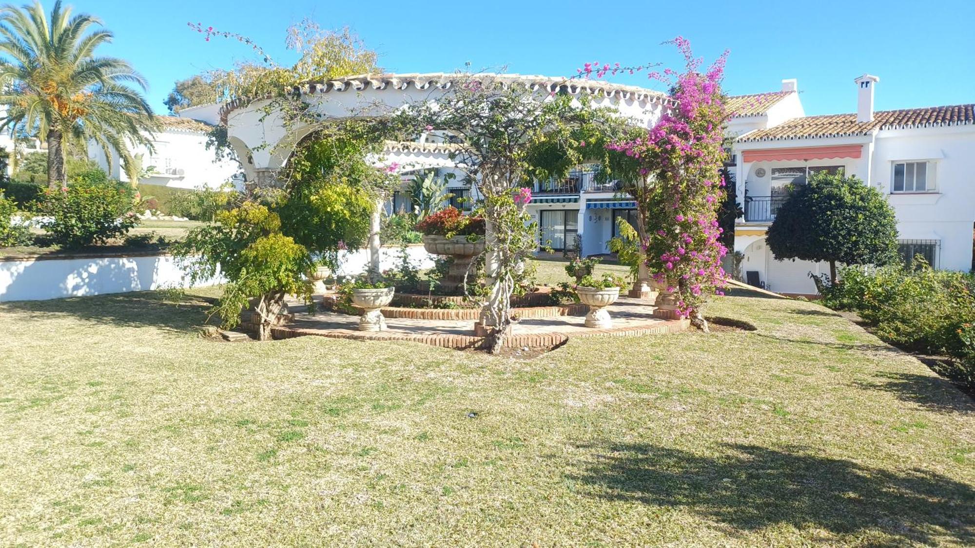 Le Joyau Andalou Apartment Estepona Bagian luar foto