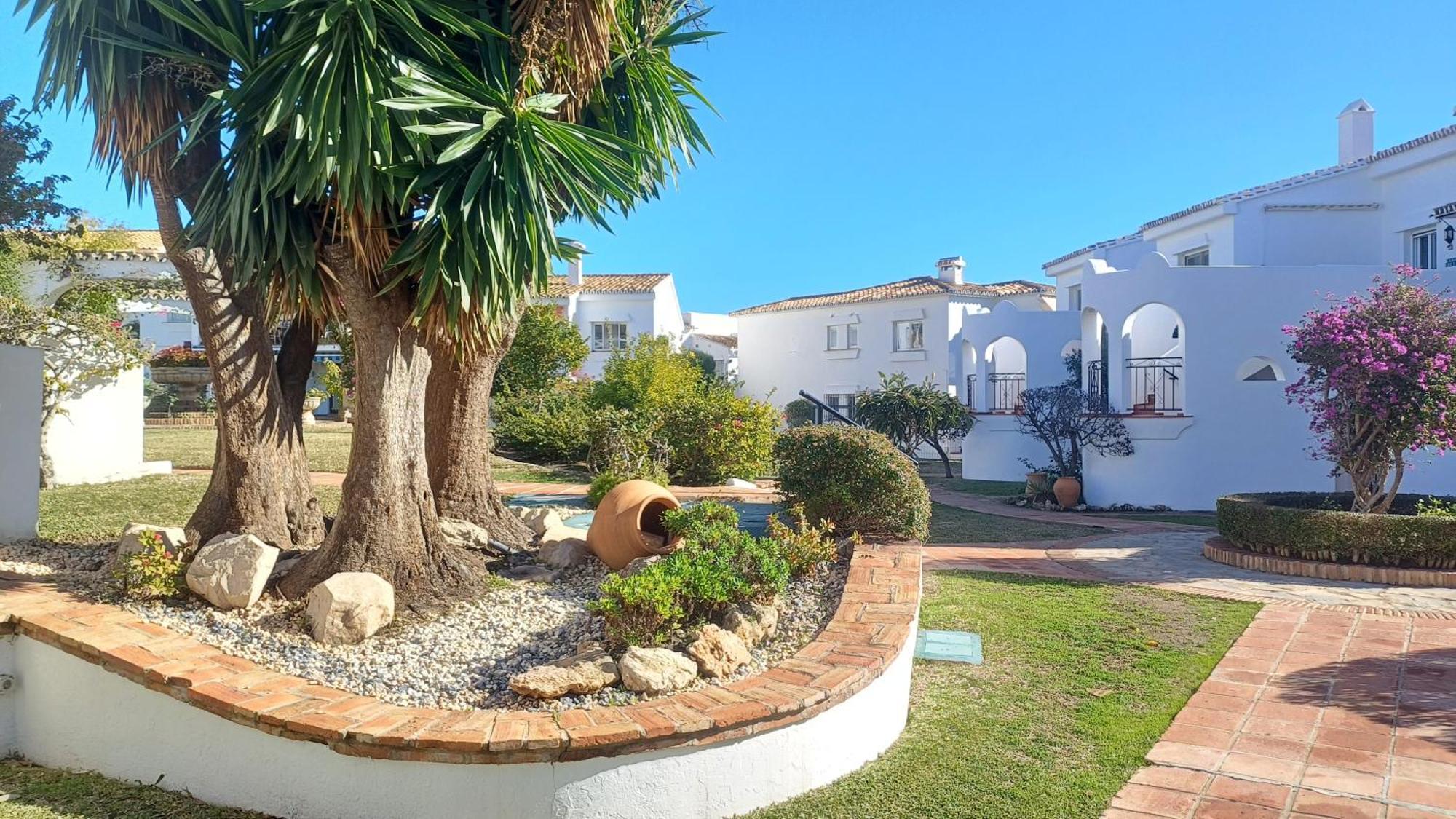 Le Joyau Andalou Apartment Estepona Bagian luar foto